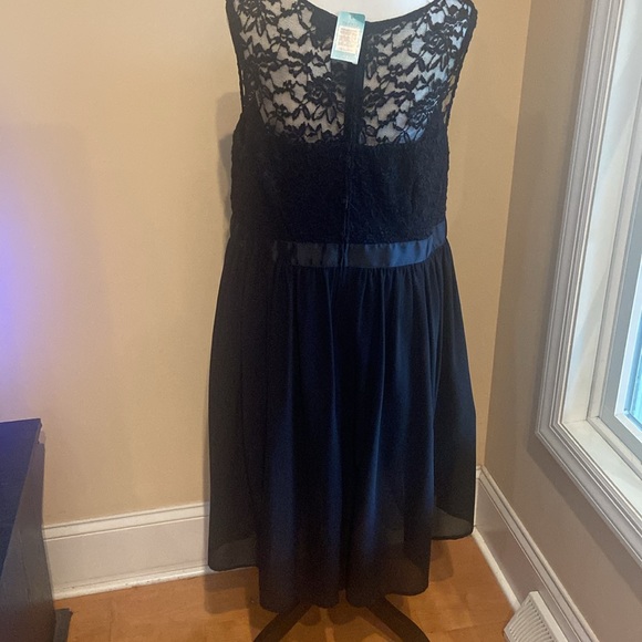 TORRID Size 18 NWT Black Fit And Flare Lace Top Dress - Picture 5 of 14